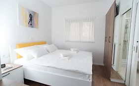 Zimmer Kaj